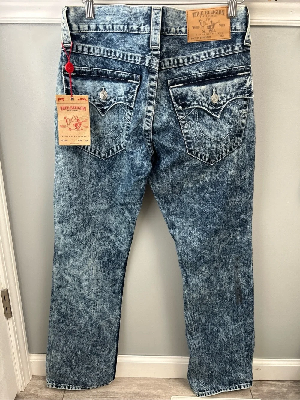 True Religion World Tour Acid Wash Men’s 32X32 Ricky Flap Straight Jeans NWT